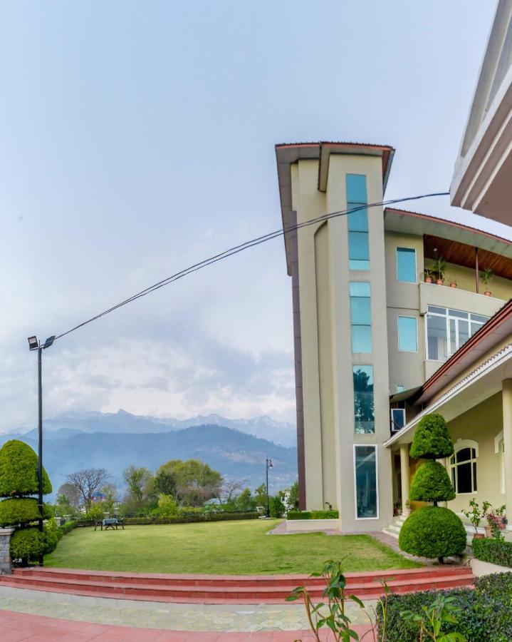 Justa Palampur Resort & Convention Centre Eksteriør bilde